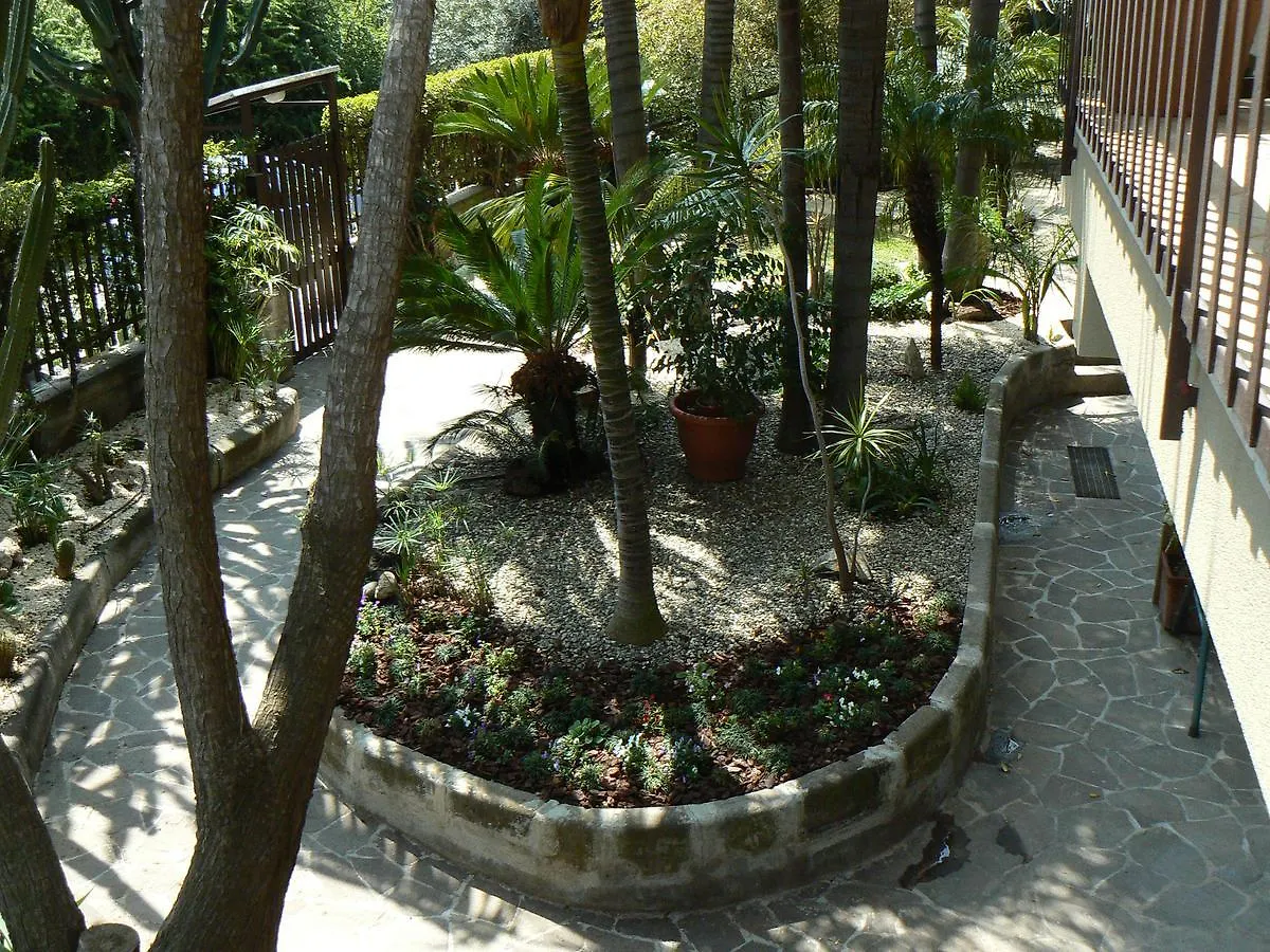 B&B La Cittadella Univeristaria Policlinico Catania Bed & Breakfast